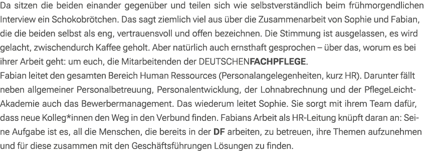 Da sitzen die beiden einander gegen ber und teilen sich wie selbstverst ndlich beim fr hmorgendlichen Interview ein S...